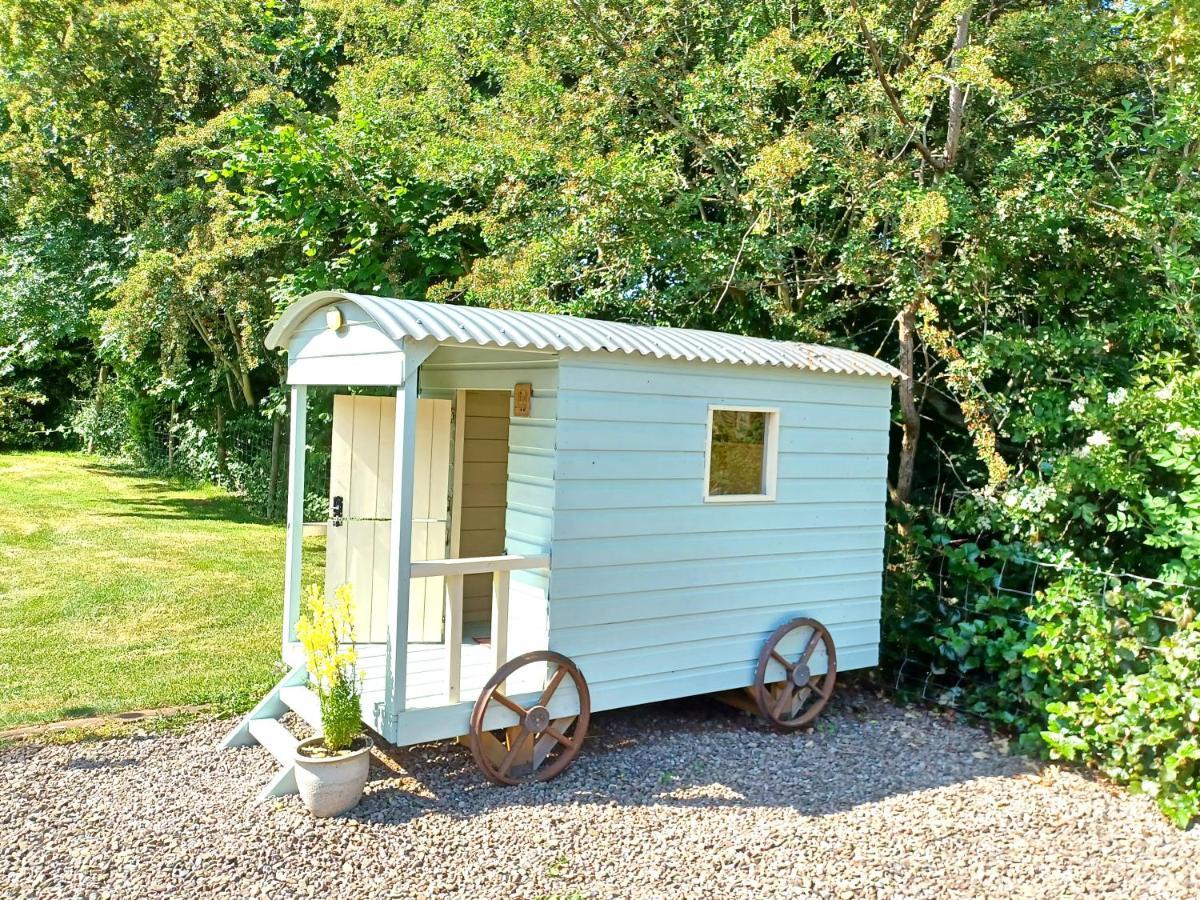 River Cottage@Cwm Mill - Riverside Family Holidays In The Black Mountains Hereford Extérieur photo