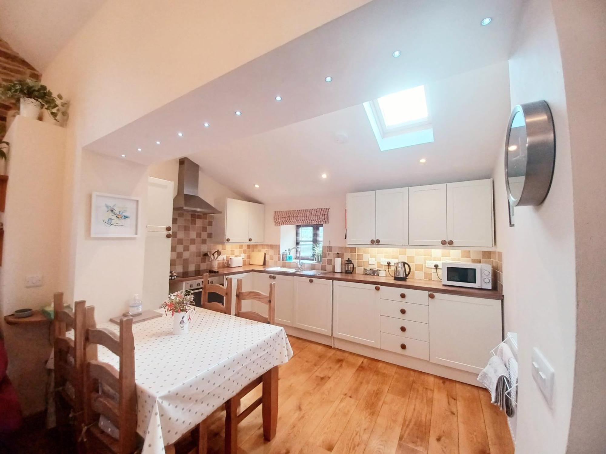 River Cottage@Cwm Mill - Riverside Family Holidays In The Black Mountains Hereford Extérieur photo